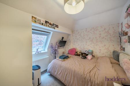 a9112927-1dfe-4e6...