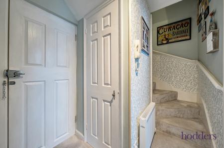 eb30877d-e0a3-4f6...