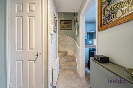 8112b218-0b82-4a8...