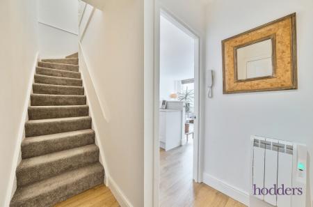 19123d4a-c053-442...