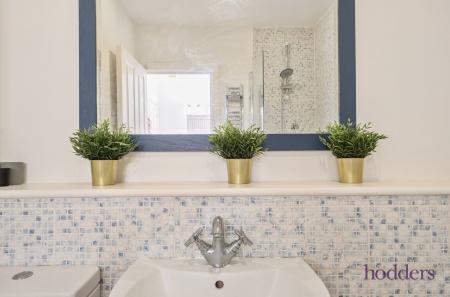 c8aa7764-6389-400...