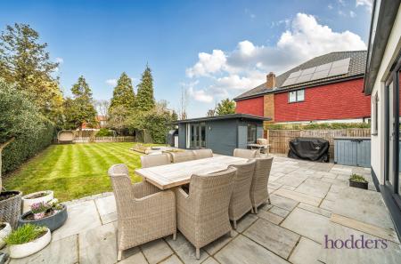 d9426a83-36d7-453...