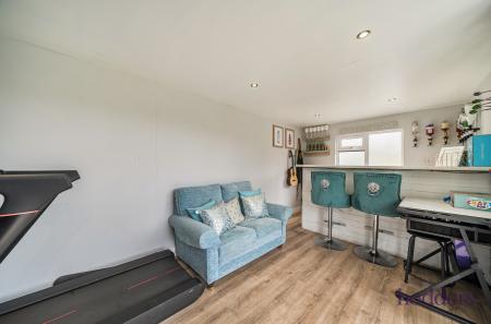 0afb5182-7ecd-4ce...