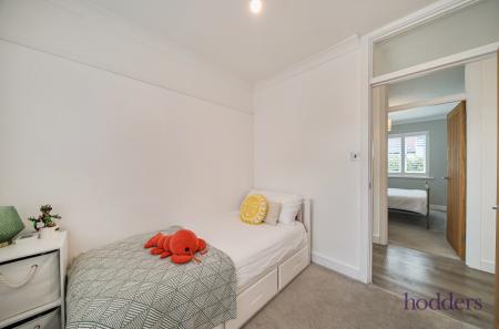 c83d0841-771b-4ac...