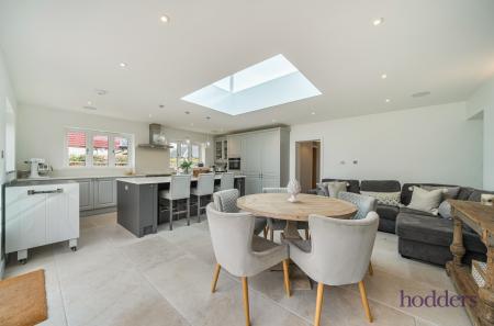 fc744741-480e-438...