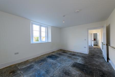 TEK HiRes 250228 062