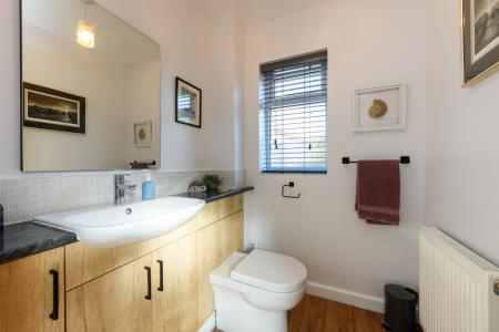 Work Room/ Hobby Roo