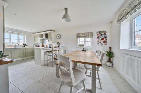 1334902-6-6895d617b1