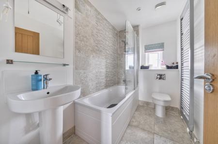 1334902-16-6895d68ce