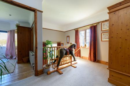 TEK HiRes 260325 042