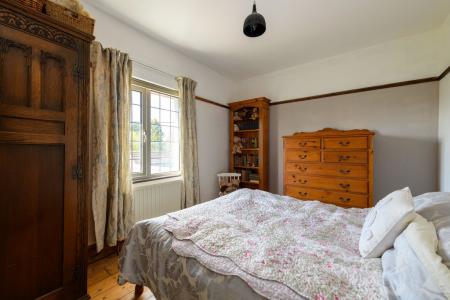 TEK HiRes 260325 047