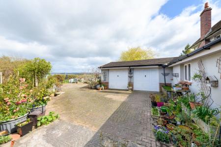 TEK HiRes 260325 066