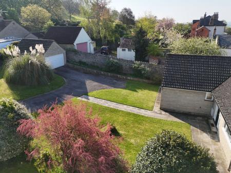 Front garden and dou