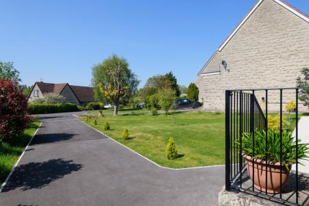 TEK HiRes 260427 026