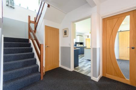 TEK HiRes 260427 051