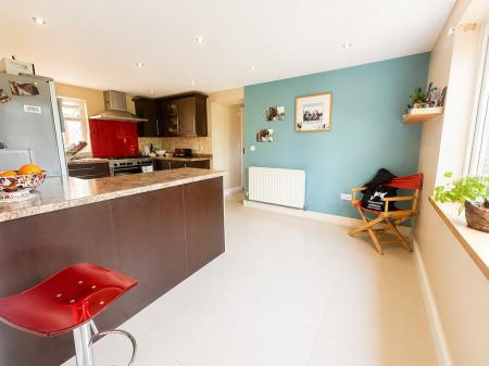 Kitchen/ Breakfast R