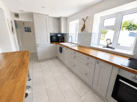 Kitchen/Breakfast Ro
