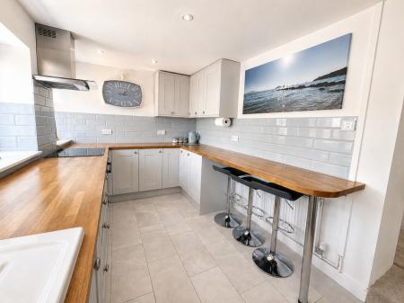 Kitchen/Breakfast Ro
