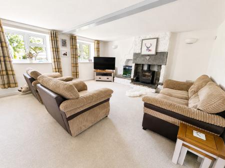Living/Dining Room