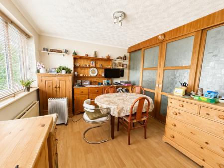 Kitchen/Dining