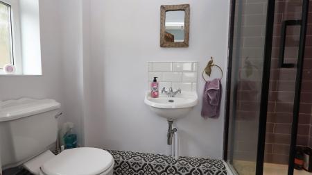 Ground floor shower