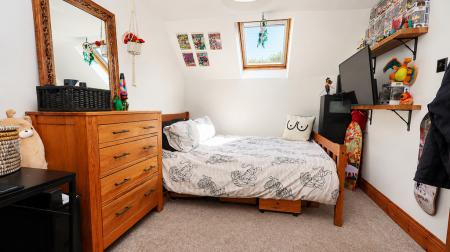 Bed three reverse an
