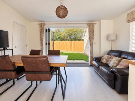 Dining/ Family Room