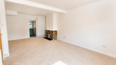 Sitting:dining room