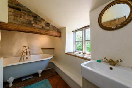 Ground Floor Bathroo