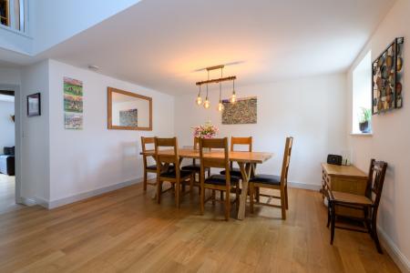 TEK HiRes 250717 020