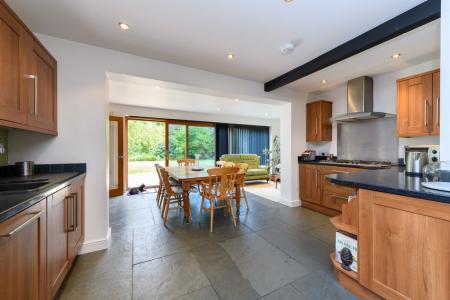 Open Plan Kitchen/ D