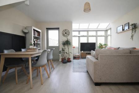 Open Plan/Living/Din