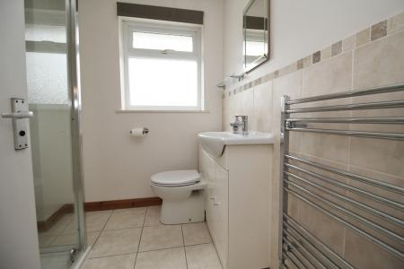 Family Shower Room