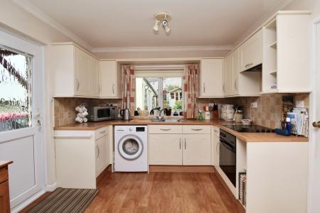 Kitchen/Breakfast Ro