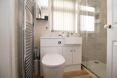 Family Shower Room
