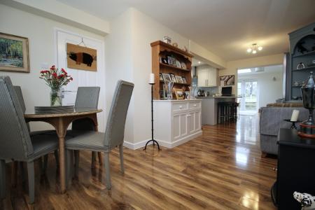 Dining/Family Room