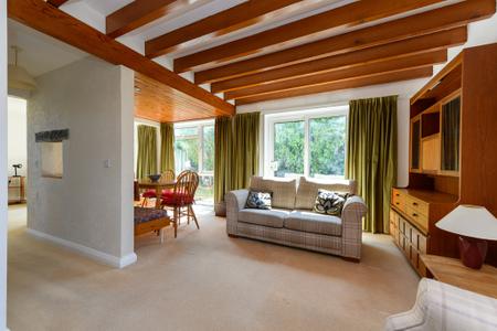 Sitting/Dining Room
