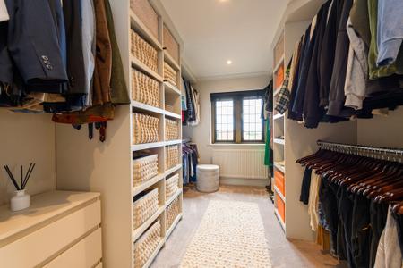 Dressing Room/ Bedro