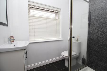Family Shower Room