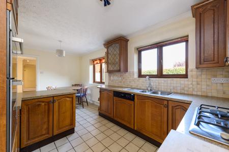 Kitchen/Breakfast Ro