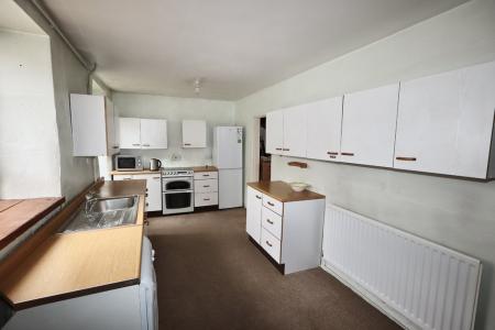 Kitchen / dining roo