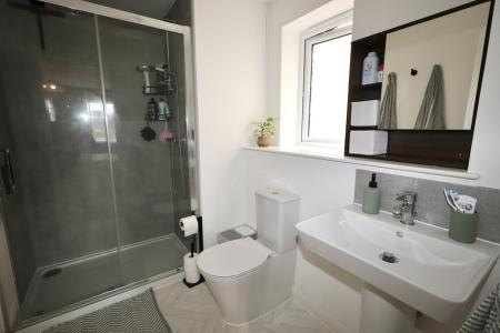 Ensuite shower room