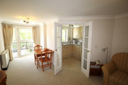 Sitting room through