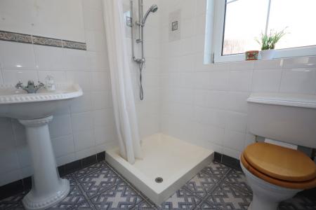 Ground floor shower