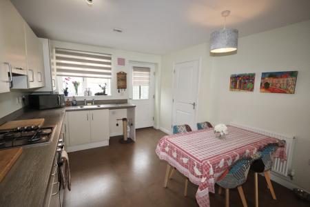 Kitchen / dining roo