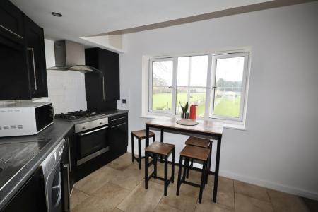 Kitchen / dining roo