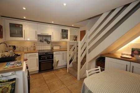 Kitchen dining room