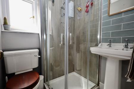 Ground floor shower