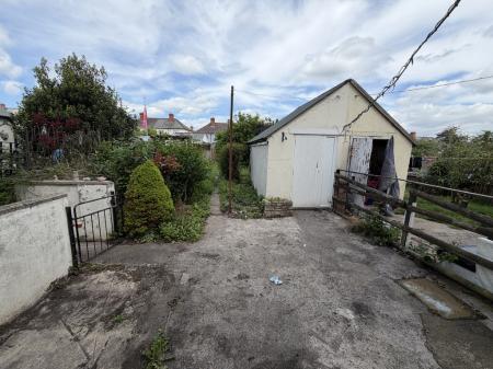 Rear garden and stor