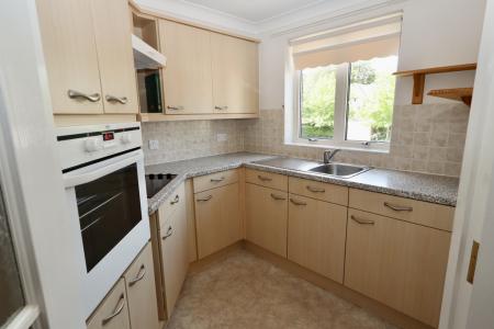 Kitchen with integra